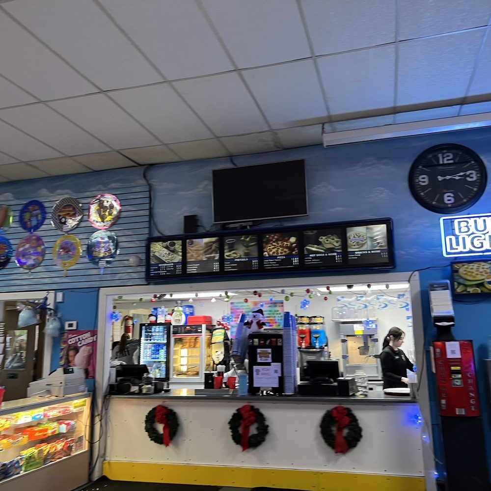 Great Skate - Kitchen / Food - Skating Rinks Near Me - St Peters, Missouri Great Skate - Kitchen / Food - Skating Rinks Near Me - St Peters, Missouri