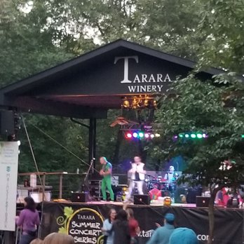 Tarara Winery - Stage - Wineries Near Me - Leesburg, Virginia