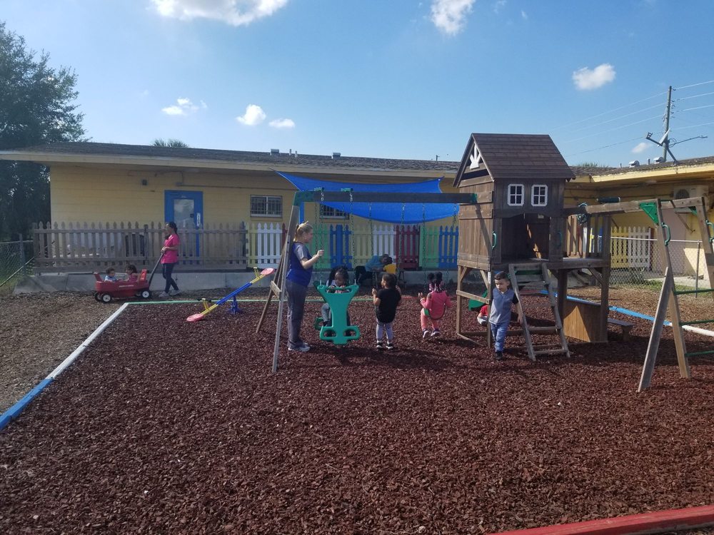 La Petite Sunshine Christian Academy - childcare center in Orlando, FL