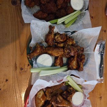 Mickey's Bar and Grill - Chicken wings - Sports Bars Near Me - Lyndhurst, New Jersey Mickey's Bar and Grill - Chicken wings - Sports Bars Near Me - Lyndhurst, New Jersey
