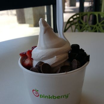 Pinkberry - Strawberry yogurt with brownie bits, peanut butter cups, and fresh strawberries! - Ice Cream & Frozen Yogurt Near Me - Sunnyvale, California Pinkberry - Strawberry yogurt with brownie bits, peanut butter cups, and fresh strawberries! - Ice Cream & Frozen Yogurt Near Me - Sunnyvale, California