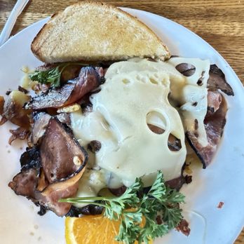 Teddy Bear Restaurant - Cold Pastrami hash - American Near Me - Big Bear Lake, California Teddy Bear Restaurant - Cold Pastrami hash - American Near Me - Big Bear Lake, California