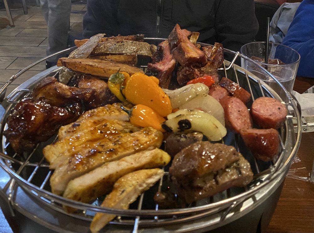 SMOKEY BONES FORT WAYNE Updated September 2024 133 Photos & 157