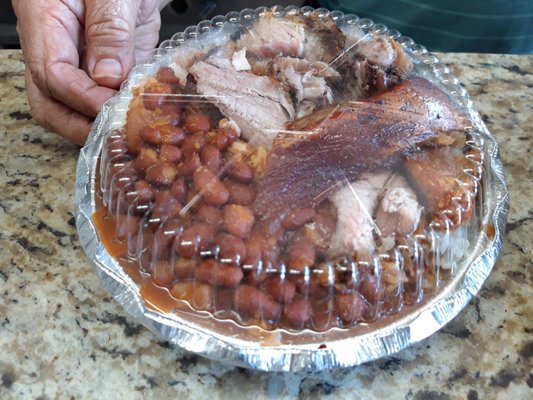 La Pequeña Lechonera inc by null