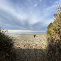 Hobbit Beach Trailhead
