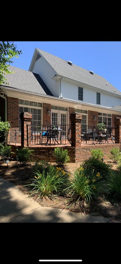 Slide of Reynolds Painting & Home Improvement