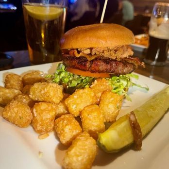 Distill A Local Bar - Guiness Burger - Sandwiches Near Me - Las Vegas, Nevada
