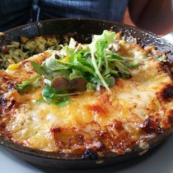 Le Boating Club - Fritata au Four à Bois - Breakfast & Brunch Near Me - Laval, Quebec Le Boating Club - Fritata au Four à Bois - Breakfast & Brunch Near Me - Laval, Quebec