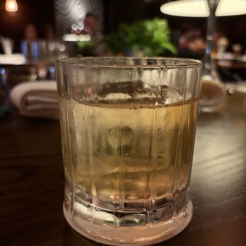Gus' Sip & Dip - Milk Punch - Pubs Near Me - Chicago, Illinois