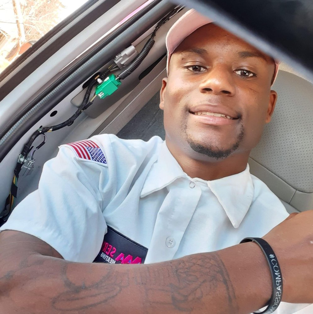 Slide of Tae’s Mechanical N Stuff