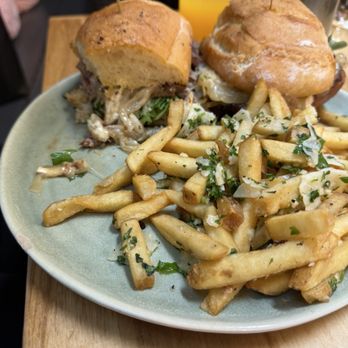 Eggy’s Neighborhood Kitchen - Breakfast & Brunch Near Me - Berkeley, California