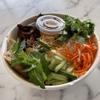 Nine Five Pho - C2. Vermicelli Noddle Bowl with Grilled Pork and Eggroll with a side of Vietnamese Vinaigrette Sauce - Vietnamese Near Me - Pembroke Pines, Florida