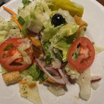 Olive Garden Italian Restaurant - tasty tomatoes and olives - Italian Near Me - Hampton, Virginia