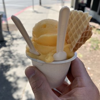iScream - Mini scoop of tangerine & earl grey (you can choose up to 2 flavor). - Ice Cream & Frozen Yogurt Near Me - Berkeley, California