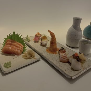Gurumê Ipanema - Salmon sashimi and chefs sushi selection. - Japanese Near Me - Rio de Janeiro, RJ