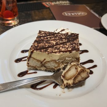Lorenzo's Restaurant, Bar & Cabaret - Tiramisu - Italian Near Me - Staten Island, New York Lorenzo's Restaurant, Bar & Cabaret - Tiramisu - Italian Near Me - Staten Island, New York
