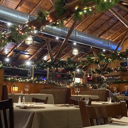Cabin Club - Holiday decor