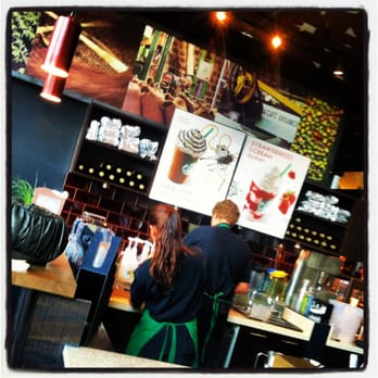 Starbucks - Coffee & Tea Near Me - Ullensaker, 02
