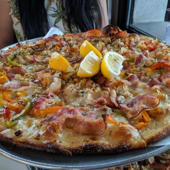 Abate Apizza & Seafood Restaurant - Clam casino - Pizza Near Me - North Haven, Connecticut Abate Apizza & Seafood Restaurant - Clam casino - Pizza Near Me - North Haven, Connecticut