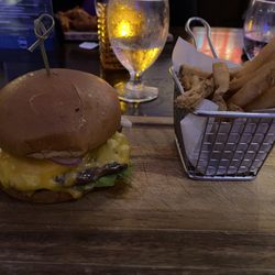 Cane Fire Grille - Cheddar burger with fries