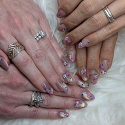 California Nail & Spa