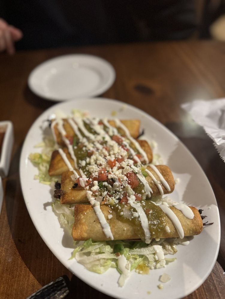 CAFE HERRERA - Updated March 2026 - 238 Photos & 211 Reviews - 665 S