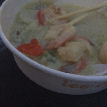 Lee Chen Asian Bistro - King - Shrimp w Bok choy and peppers in light coconut curry - Dim Sum Near Me - Toronto, Ontario Lee Chen Asian Bistro - King - Shrimp w Bok choy and peppers in light coconut curry - Dim Sum Near Me - Toronto, Ontario