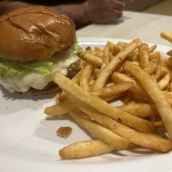 Silver Beach Pizza & Seafood - Burger