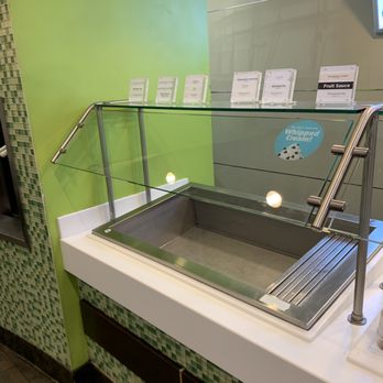 Yogurtland - Where are the toppings? - Ice Cream & Frozen Yogurt Near Me - Los Angeles, California Yogurtland - Where are the toppings? - Ice Cream & Frozen Yogurt Near Me - Los Angeles, California
