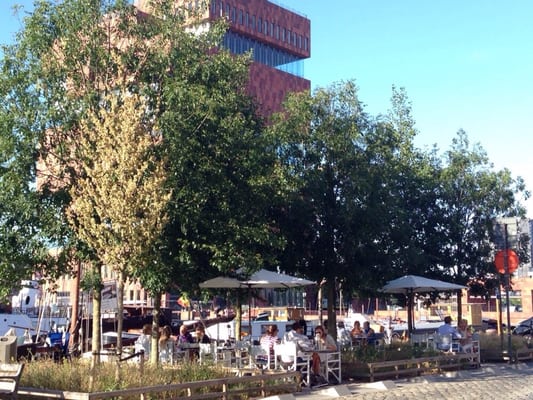 Mon Restaurant by null