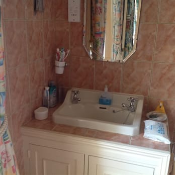 The Old Vicarage - The sink - Guest Houses Near Me - Mullion, ABE