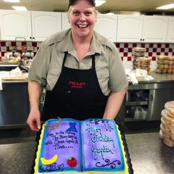 Save Mart - Beth in the bakery did an amazing job!