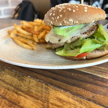 Mash'D - Cheeseburger - New American Near Me - Frisco, Texas