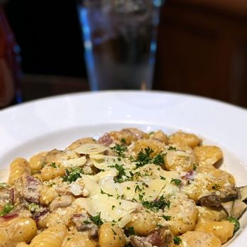 ROAM Cafe - Gnocchi con funghi - New American Near Me - Rochester, New York ROAM Cafe - Gnocchi con funghi - New American Near Me - Rochester, New York