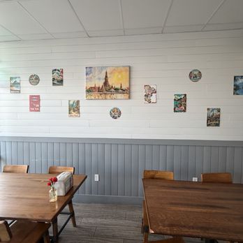 Pinto Thai Bistro - Interior of the restaurant - Thai Near Me - Jacksonville Beach, Florida Pinto Thai Bistro - Interior of the restaurant - Thai Near Me - Jacksonville Beach, Florida