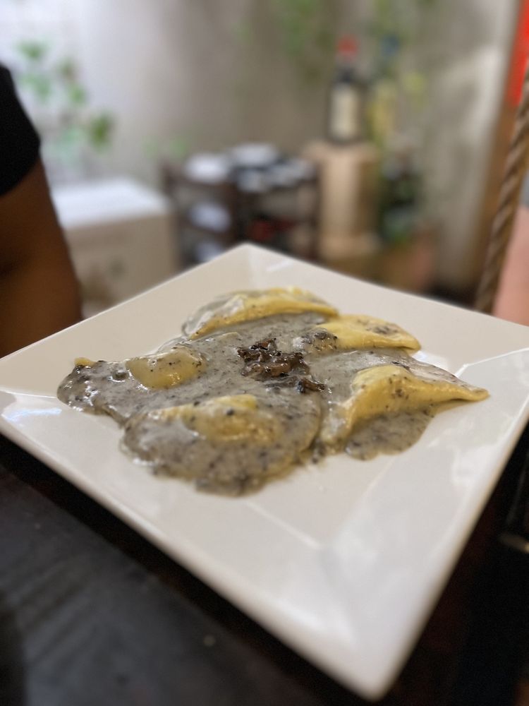 Italian MAESTRO PASTA 98 Photos & 61 Reviews 102 MacDougal St