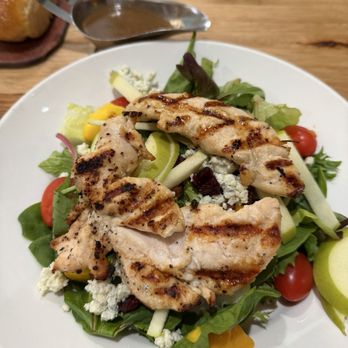 Pomodoro Cafe - Fuji Apple Chicken Salad Lunch - Italian Near Me - Gainesville, Florida Pomodoro Cafe - Fuji Apple Chicken Salad Lunch - Italian Near Me - Gainesville, Florida