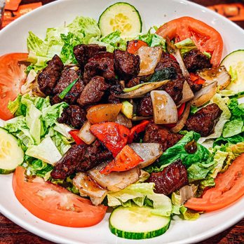 Pho Quyen - Cubed beef filet dish, one of my favorites! Like a beef salad. - Vietnamese Near Me - Tampa, Florida Pho Quyen - Cubed beef filet dish, one of my favorites! Like a beef salad. - Vietnamese Near Me - Tampa, Florida