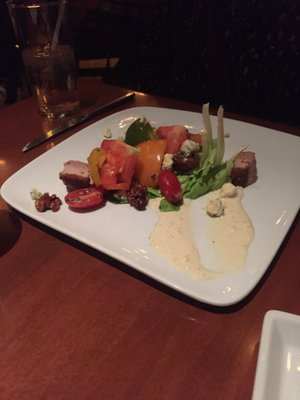 Le Cellier Steakhouse by null