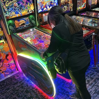 Next Level Pinball Museum - Arcades Near Me - Hillsboro, Oregon