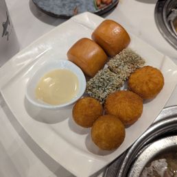 Desserts Desserts