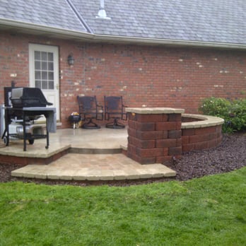 LANDDescapes - a brick patio with a piano - Landscaping Near Me - Long Grove, Iowa LANDDescapes - a brick patio with a piano - Landscaping Near Me - Long Grove, Iowa