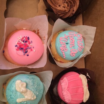 Scratch Cupcakery - Cupcakes Near Me - Coralville, Iowa