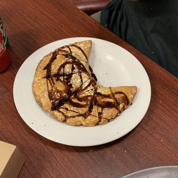 Fratello Halal Pizza and Grill - The complimentary dessert! - Pizza Near Me - Richardson, Texas