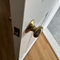 Vain Locksmith - Old dead bolts & old door knobs that needed to be replaced