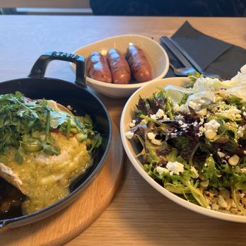 Acorn Cafe - Breakfast & Brunch Near Me - Healdsburg, California