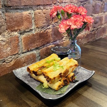 Kalye - Crispy Lumpia (8pcs) - Filipino Near Me - New York, New York