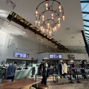 MoonGoat Greenhouse photo 4