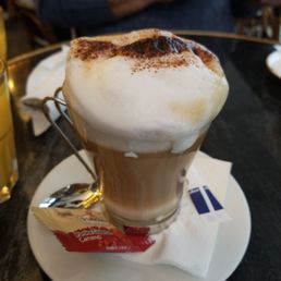 Now that's a cappuccino! Now that's a cappuccino!