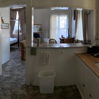 Hotel Limpia - Kitchen area - Hotels Near Me - Fort Davis, Texas Hotel Limpia - Kitchen area - Hotels Near Me - Fort Davis, Texas